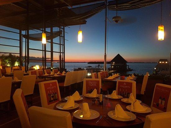 Puerto Madero Cancún